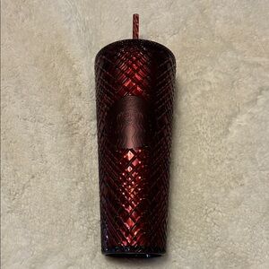 Brand New Starbucks 2022 Merlot Burgundy Jeweled Cold Cup Venti Tumbler 24 Oz
